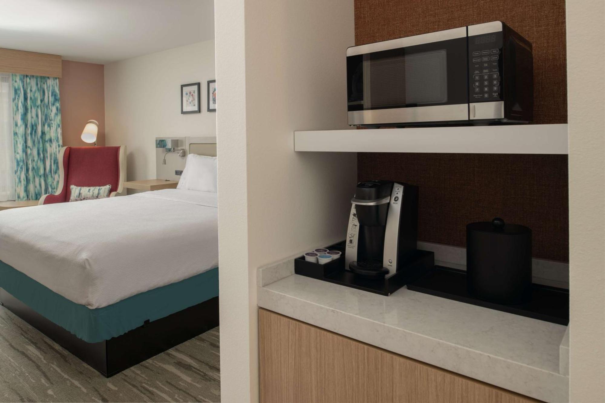 Hilton Garden Inn Tacoma Downtown Exterior photo